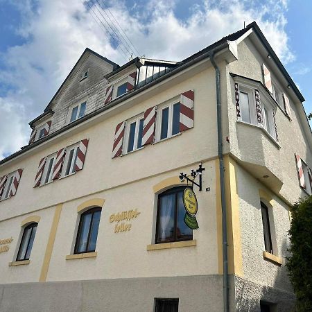 Brauereigasthof Schluesselkeller 깅엔안데어브렌츠 외부 사진