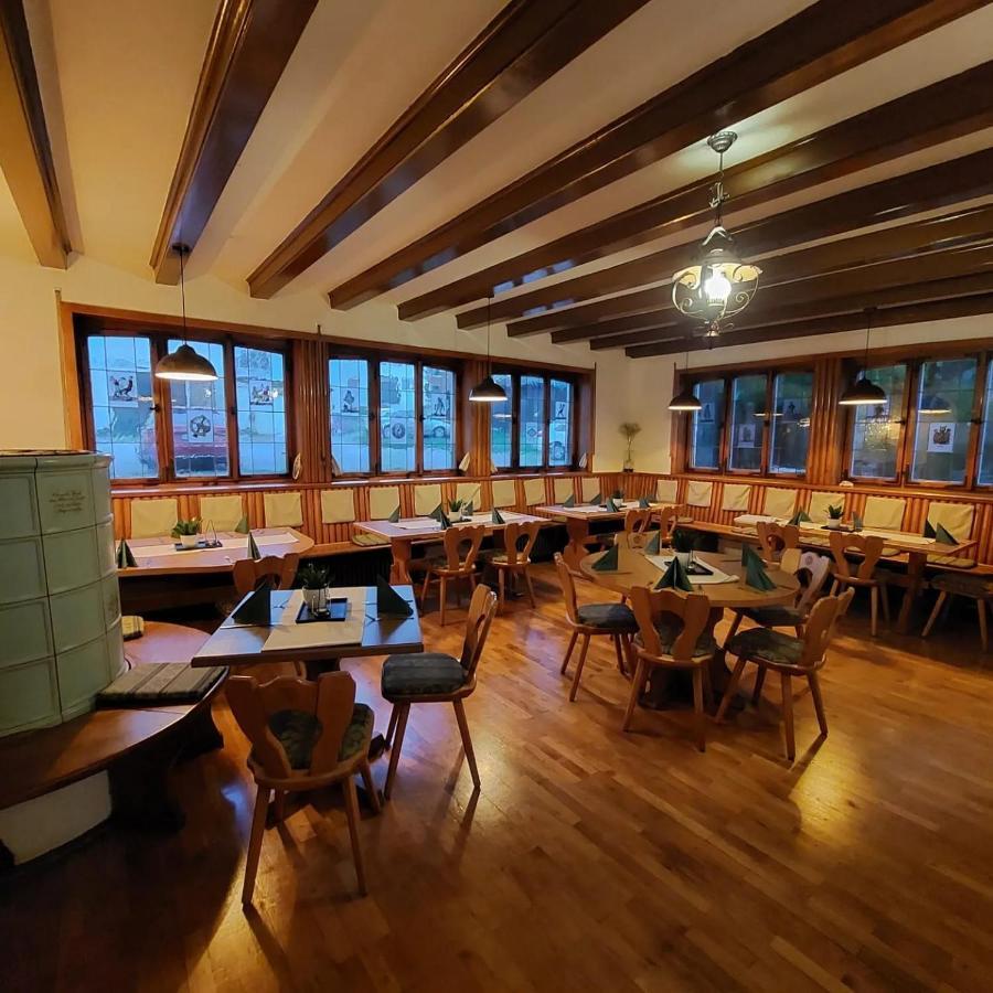 Brauereigasthof Schluesselkeller 깅엔안데어브렌츠 외부 사진